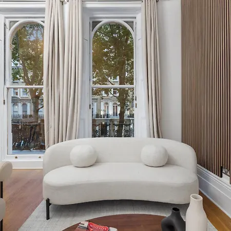 Luxurious Hideaway Retreat - La Reserve Knightsbrige London Exterior photo