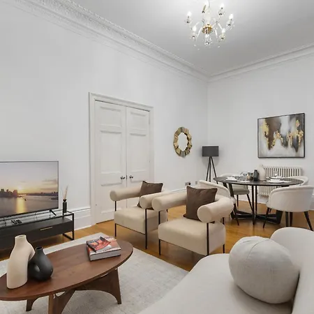 Luxurious Hideaway Retreat - La Reserve Knightsbrige London Exterior photo